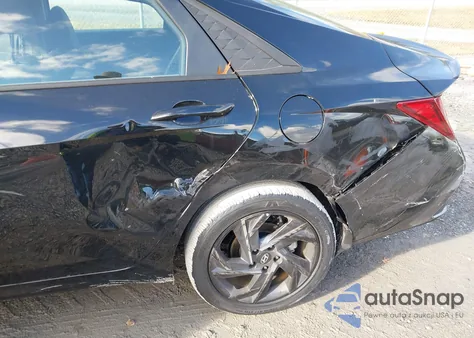 2025 Hyundai Elantra Sel Sport z USA, uszkodzony, nr VIN KMHLM4DG4SU051718